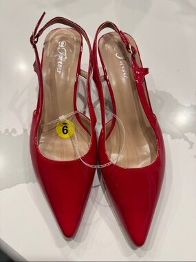 Perfect for spring and summer! Red Patent Slingback Pointed-Toe Kitten Heels.
